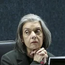 Cármen Lúcia se torna voto-chave em impasse entre Moraes e Mendonça no STF