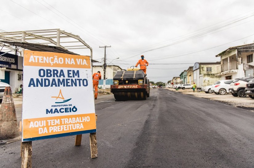 Maceió tem Pressa investe em obras de pavimentação, drenagem e saneamento