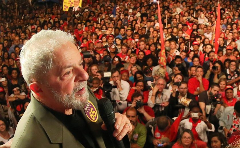 Prisão do Lula está entre assuntos mais comentados no Twitter