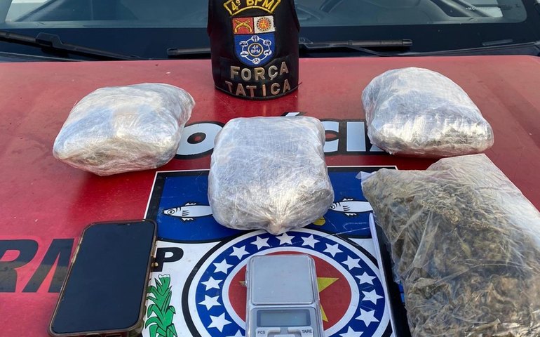 Ações da PM na capital e interior terminam com cinco armas apreendidas em 24 horas