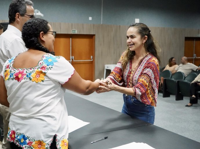 Servidores nomeados em concurso de 2002 iniciam atuação na Uncisal