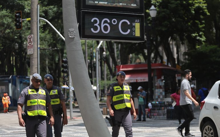 Calor intenso leva governo de São Paulo a emitir alerta para economia de água