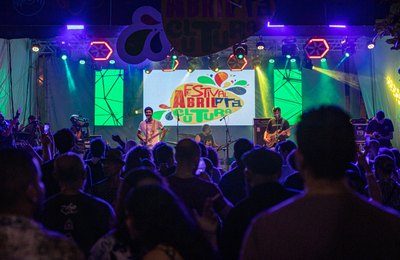 Segunda edição do Festival Abril Pra Cultura homenageia Djavan