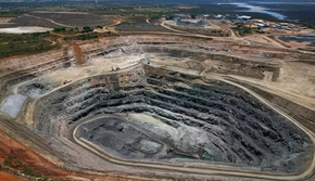 Craíbas em pedaços e justiça em xeque: bilhões da mineração Vale Verde x casas rachadas