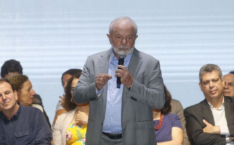 Lula diz que Arthur Lira sempre será adversário, mas que precisa dele, após deputado ser vaiado no RJ