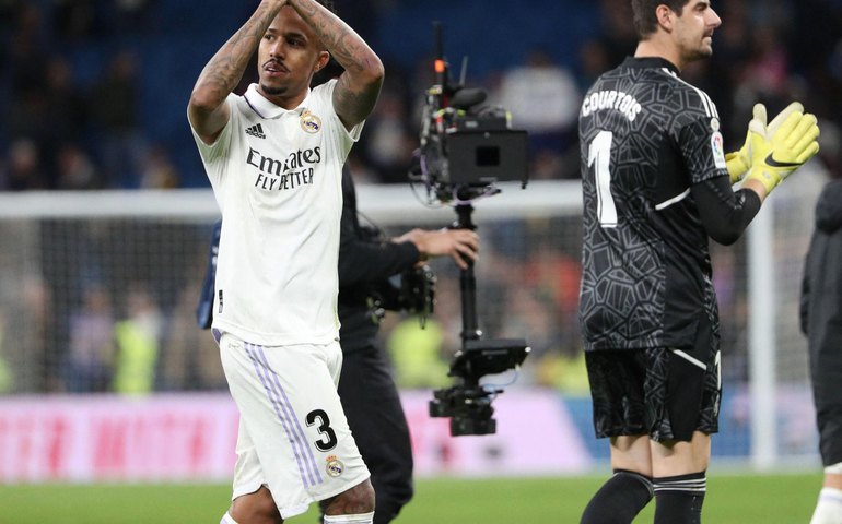 Militão marca pelo 2° jogo seguido, Kroos brilha e Real Madrid cola no Barcelona