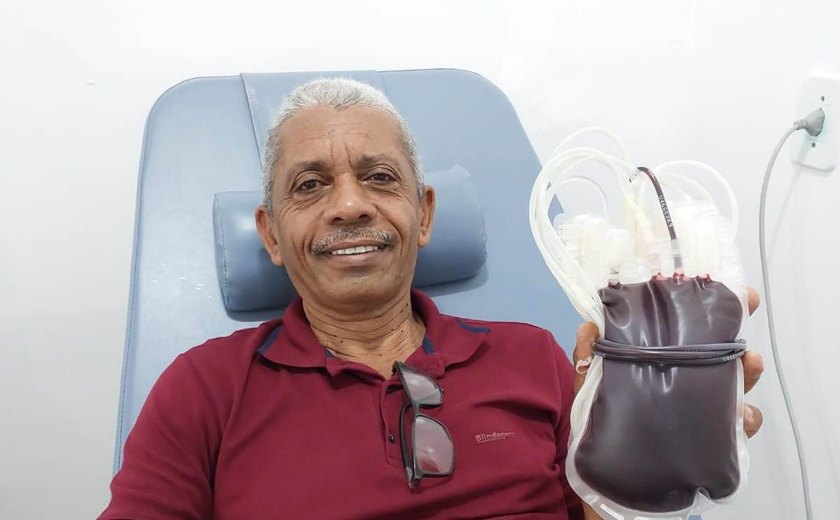 Vidraceiro de 60 anos doa sangue em comemoração ao aniversário e inspira alagoanos