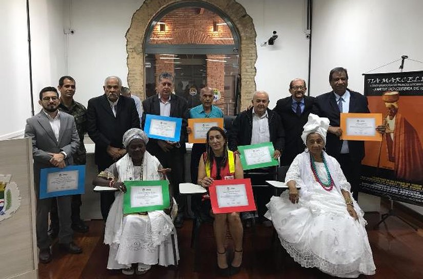 Defensores da cultura africana são homenageados com a Comenda Tia Marcelina
