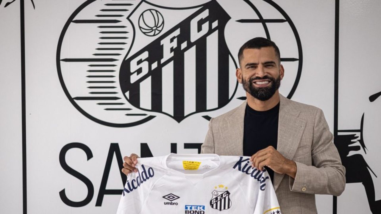 Capitão da Venezuela, Tomás Rincón é o sexto reforço do Santos para o Brasileirão