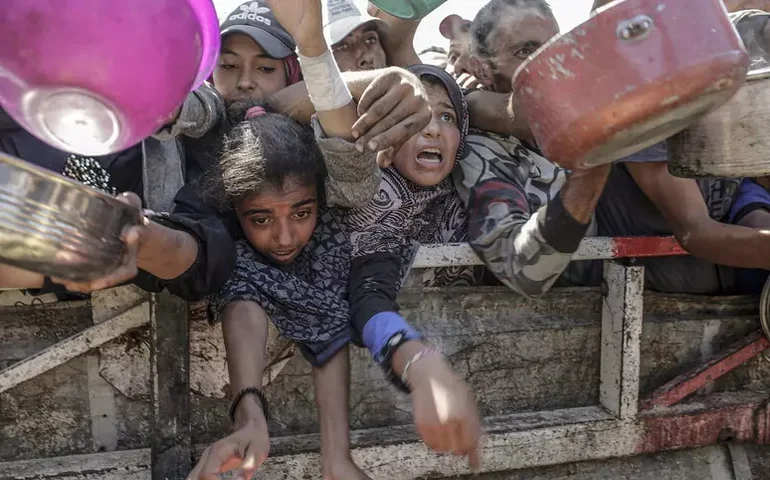 300 mil crianças em Gaza correm risco de desnutrição grave