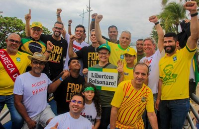 4 homens e um destino. O pivô central é a dúvida