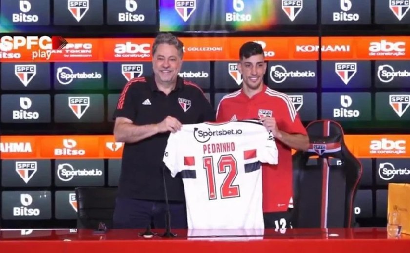 Pedrinho escolhe camisa 12 e se diz pronto no São Paulo: ‘Maior desafio da vida’
