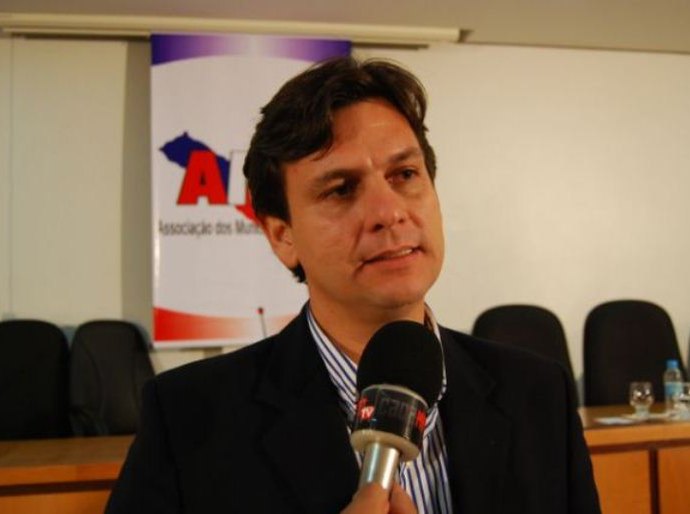 Pagamento do 13°de 2016 será prioridade para municípios, afirma AMA