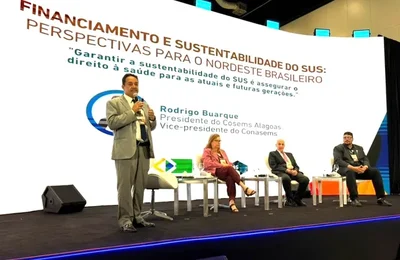 Rodrigo Buarque destaca desafios do financiamento e da execução do SUS durante Grande Mesa da Saúde no CONGOV Brasil 2026