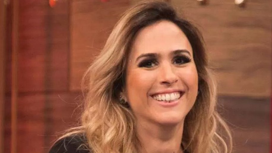 Tatá Werneck quer entrevistar Xuxa no Multishow