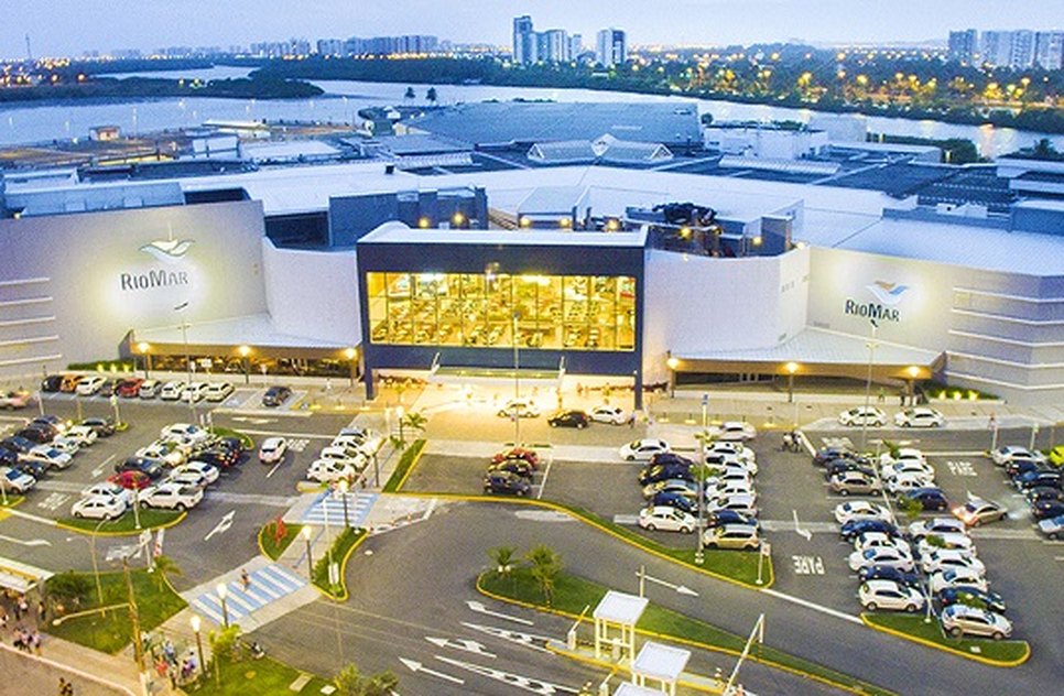 Shoppings-RioMar-Aracaju-e-Jardins.jpg