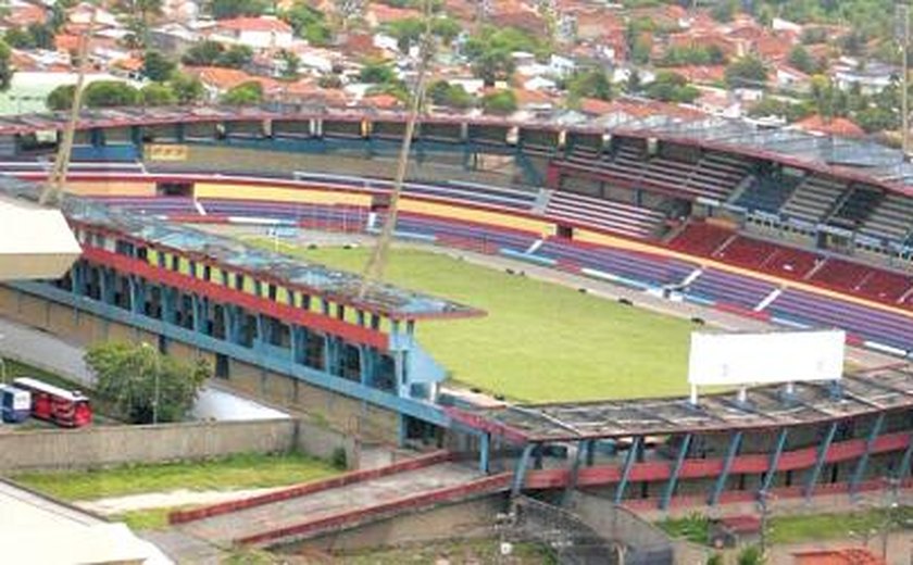 Promotoria realiza audiência para garantir os direitos do torcedor no estádio Rei Pelé