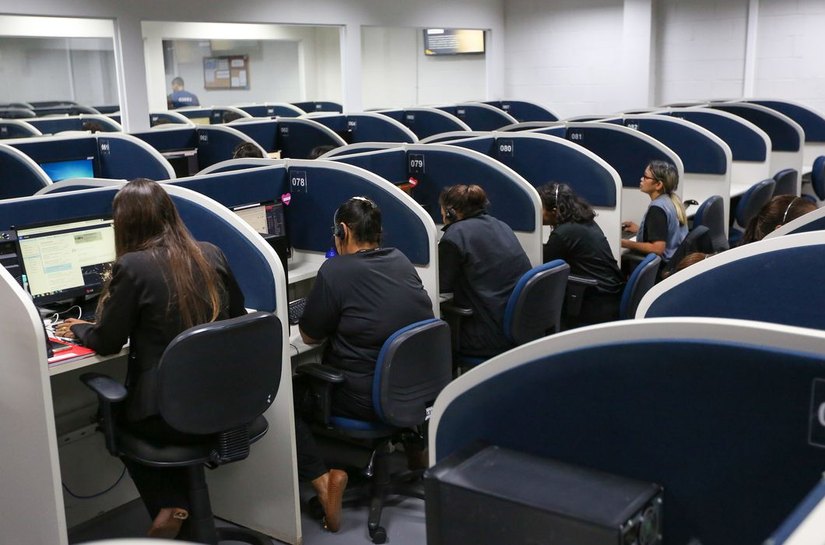 Ligue 180 tem 1,5 mil denúncias de violência política contra mulher
