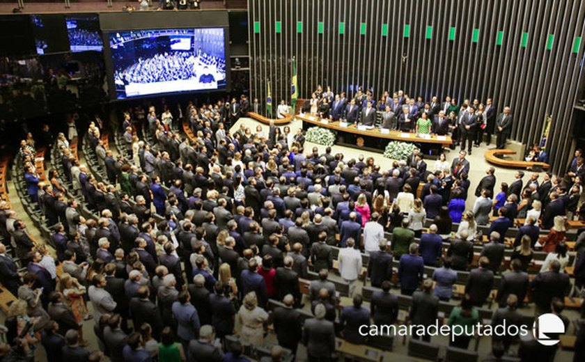 Dirigentes de Parlamentos de vários países participam do segundo dia de debates do P20