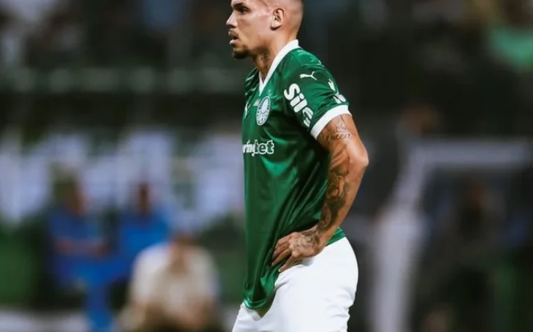 Paulinho joga no sacrifício e passará por nova cirurgia após o Mundial de Clubes