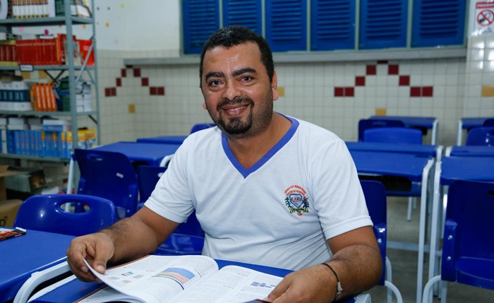 Exame propicia retomada da escolaridade de jovens e adultos e será realizado em oito municípios de Alagoas