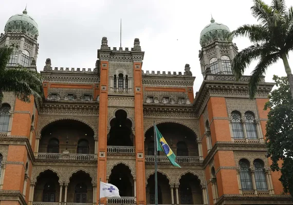 Casos de covid-19 e rinovírus crescem no País, indica Fiocruz