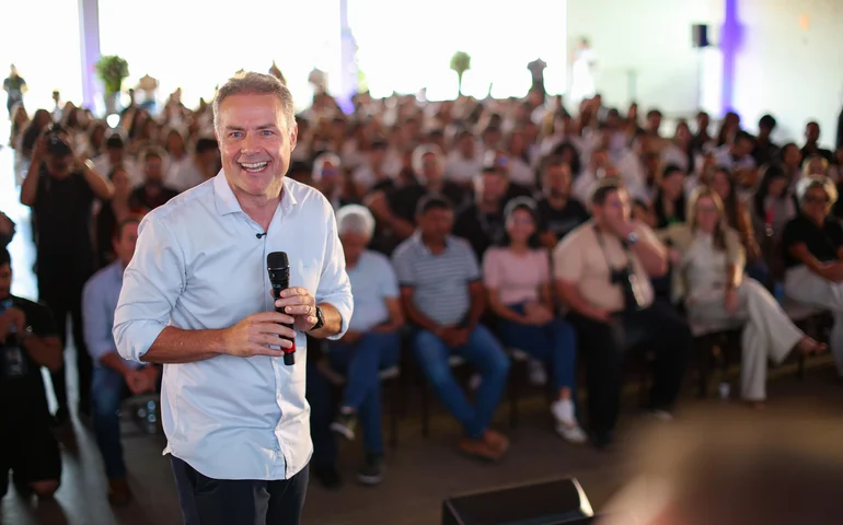 Renan Filho destaca avanço da ponte de Penedo e prevê mudança econômica no Sul de Alagoas