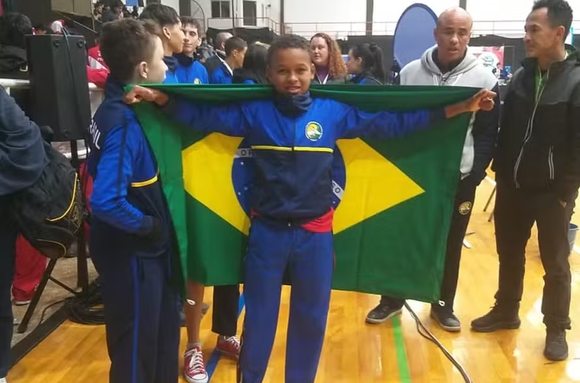 Promessa do Kung Fu, brasileiro de 10 anos é campeão Sul-Americano na Argentina