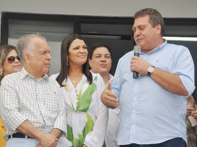 Murici comemora 124 anos com inaugurações e desfile cívico