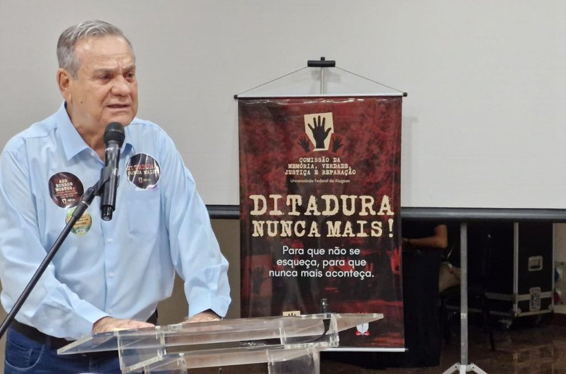 Ronaldo Lessa representa o governador Paulo Dantas em diplomação póstuma da Ufal