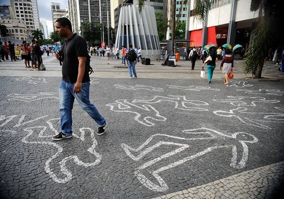 CDH faz audiência pública sobre assassinatos de jovens no Brasil