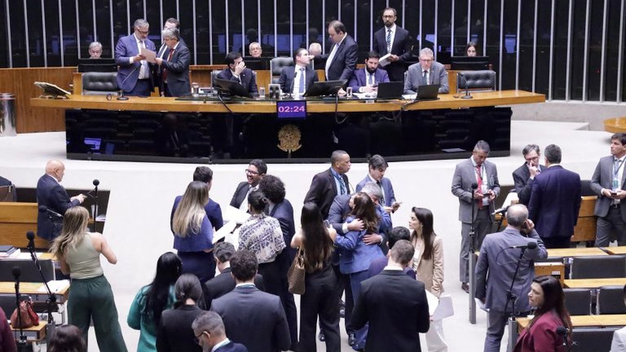 Deputados aprovam criação da Semana da Empresa Júnior
