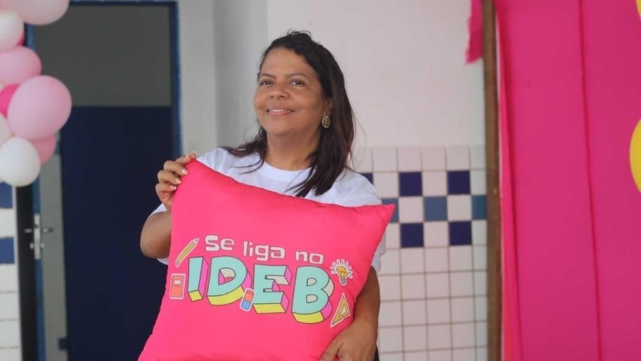 Semed Maceió presta homenagem aos trabalhadores no Dia dos Profissionais da Educação