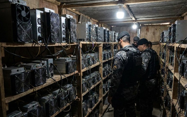 Polícia encontra mineradora de criptomoedas em área do TCP na Maré