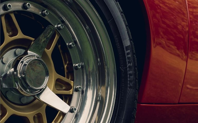 Fórmula 1 estende contrato e Pirelli continua a fornecer pneus para a categoria até 2027