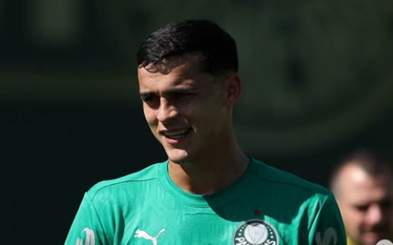 Palmeiras volta aos treinos de olho no clássico com o Corinthians; Paulinho inicia recuperação