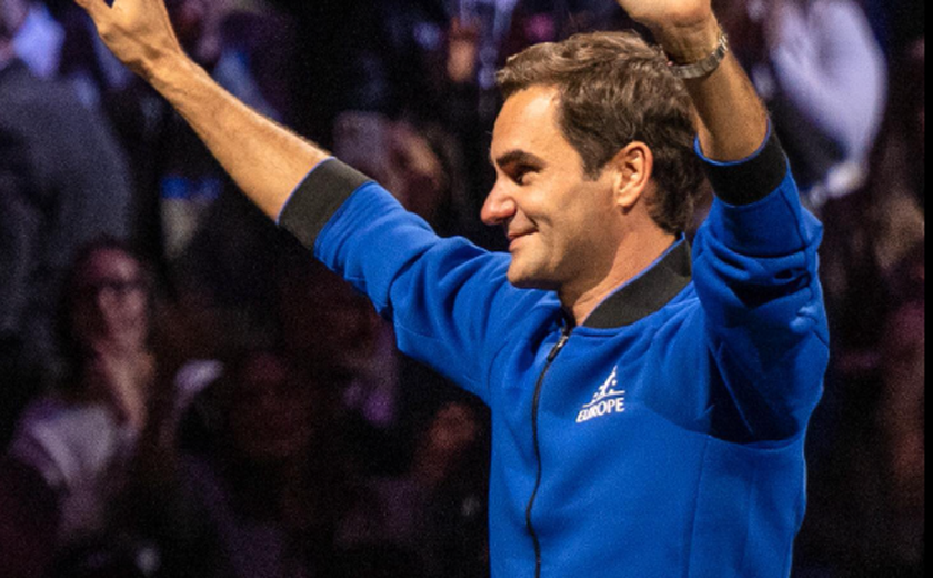 Roger Federer marca retorno às quadras em exibição especial no Masters 1000 de Xangai