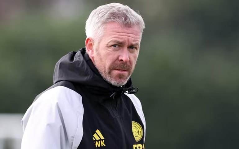 Treinador da equipe feminina do Leicester é suspenso por manter relação amorosa com uma jogadora