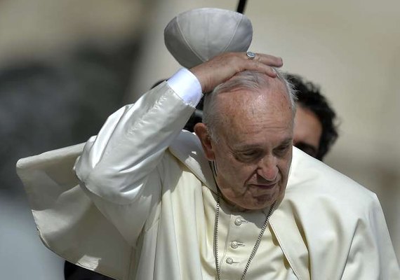 Papa considera separação necessária em alguns casos