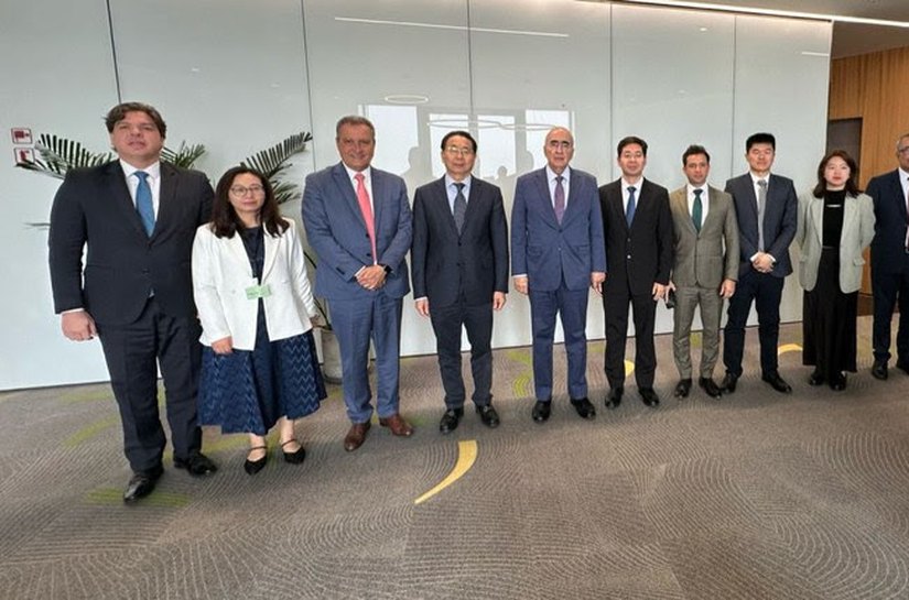 MCom discute investimentos estratégicos na China para impulsionar conectividade e inovação tecnológica