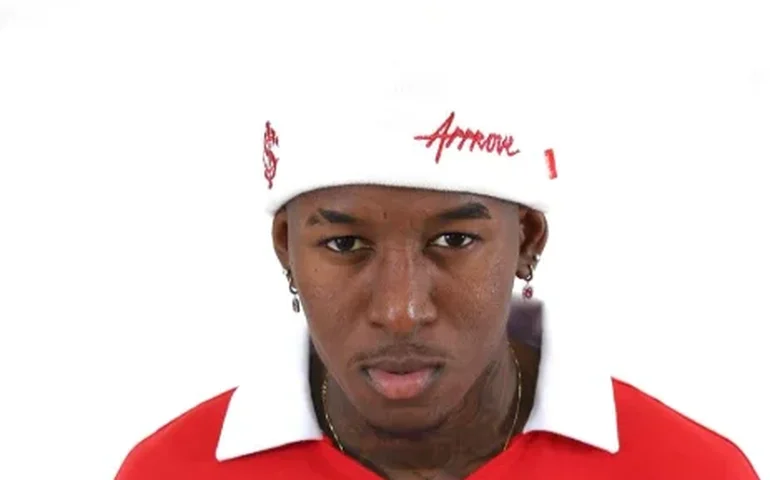 Flamengo supera Cruzeiro e encaminha contratação do zagueiro Vitão