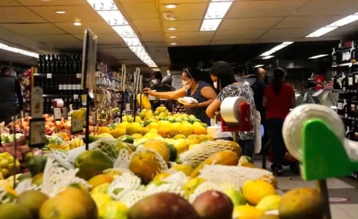 Abobrinha, laranjas e peixes ficaram mais baratos no mês de maio
