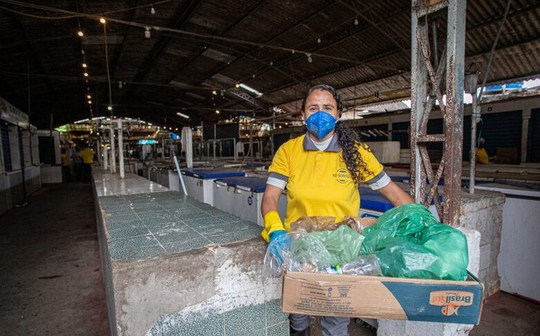 Mercado e Feira do Jacintinho fecham para mutirão de limpeza nesta segunda (14)