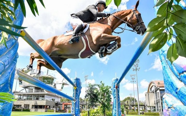 Rodrigo Pessoa e Stephan Barcha avançam à final do saltos no hipismo na Olimpíada de Paris