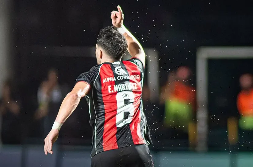 Vitória vira sobre Fortaleza e conquista o penta da Copa do Nordeste