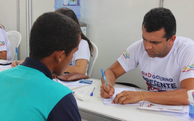 Seades distribuiu 320 cestas nutricionais em Carneiros