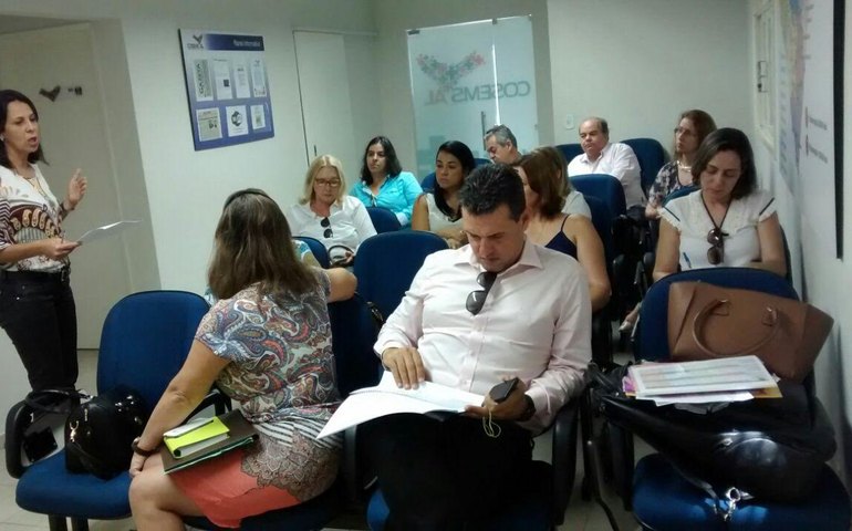 Gestores e dirigentes de maternidades apresentam pauta de reivindicações ao Cosems