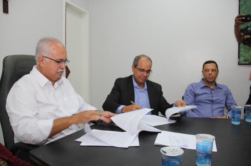 Reforma do Fumeirão é viabilizada após assinatura de contrato entre Prefeitura e Caixa