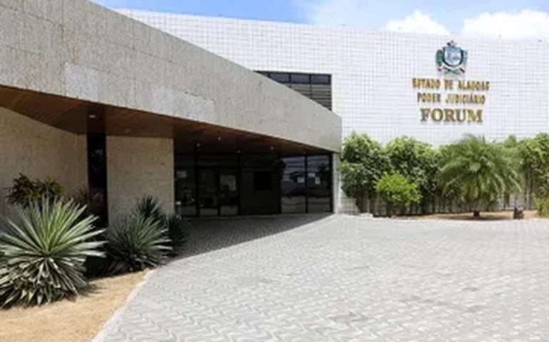 Homem é condenado a 12 anos de prisão por homicídio qualificado em Arapiraca