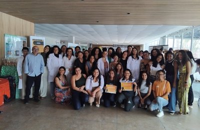 Exposição fortalece autoestima de mulheres negras e impulsiona ações antirracistas no HUPAA-Ufal